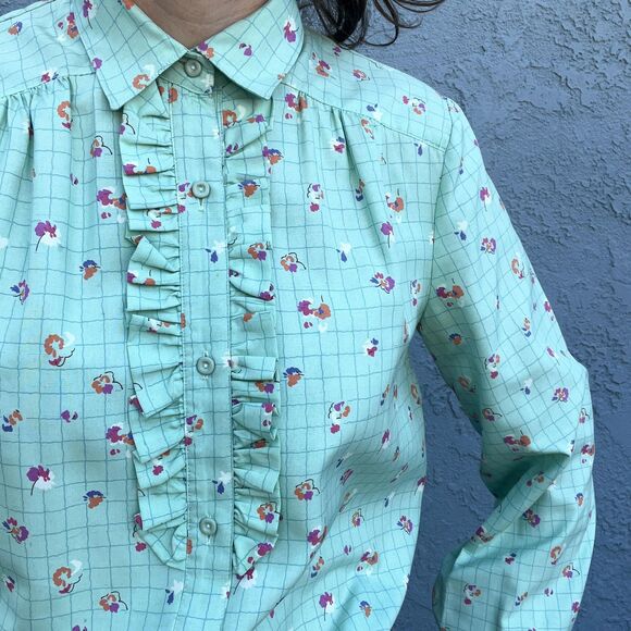 Vintage Ruffle Blouse Tuxedo Detail Womens small - Picture 7 of 10